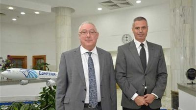 رئيس الشركه القابضة لمصر للطيران يلتقى أمين العام الأتحاد العربى للنقل الجوى الأكو