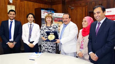 رئيس جامعة طنطا يستقبل مدير المركز الثقافي البريطاني