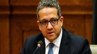 وزير الآثار يتفقد أعمال متحف سوهاج