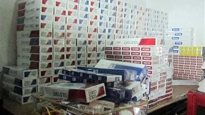 ضبط ٢٤ ألف عبوة سجائر داخل مخزن بدون ترخيص بالمنيا