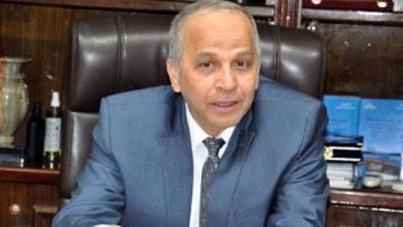 محافظ القليوبية يبحث