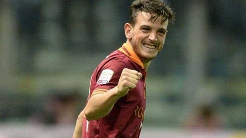 روما يجدد عقد أليساندرو