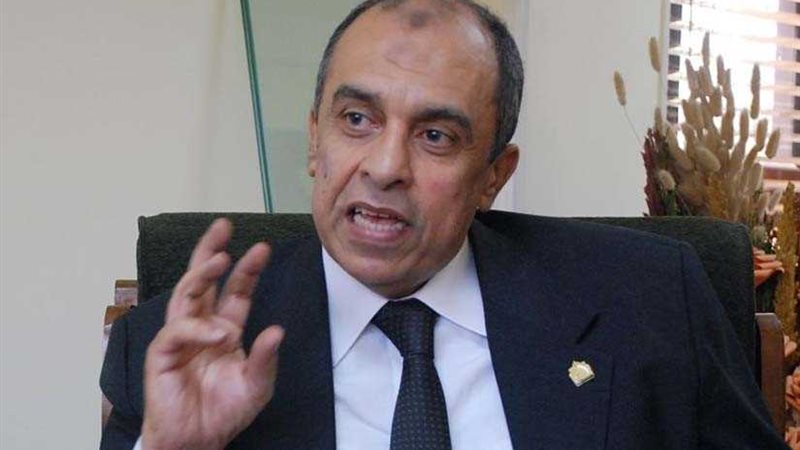 وزير الزراعة يتفقد