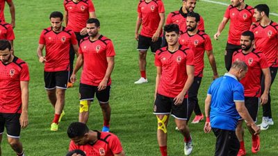 الأهلي يختتم تدريباته غدًا استعدادًا للمصري