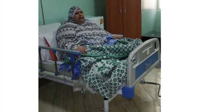 وزيرة الصحة توجه بعلاج مريضة 