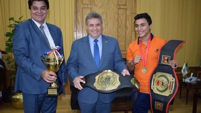 القاضي يكرم لاعبين عالميين من طلبة تربية رياضية بنها