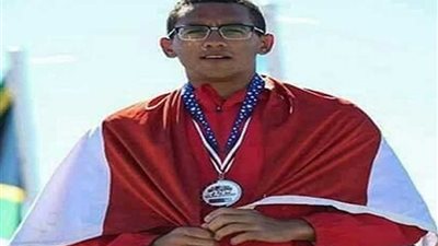 أحمد الجندي يتوج بذهبية بطولة العالم للخماسي الحديث للشباب