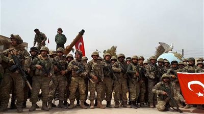 فصل 40 ألف عسكري تركي خلال عامين