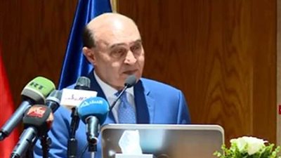 الفريق مهاب مميش: معركة النماء والرخاء تبدأ من قناة السويس