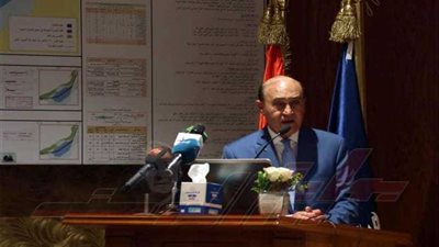 الفريق مميش: قناة السويس حققت دخلا غطى نفقات القناة الجديدة