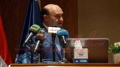 مميش: تجربة أول عبور في قناة السويس الجديدة كانت على مسؤوليتي