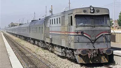 تعرف على مواعيد قطارات الصعيد المميزة والمكيفة