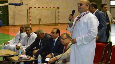 محافظ الدقهلية يودّع الفوج الثاني من حجاج الجمعيات الأهلية