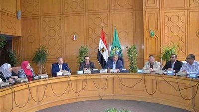 تكريم عدد من رؤساء المراكز والمدن والأحياء بالإسماعيلية