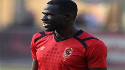 كوليبالي يتقدم بالهدف الأول للأهلي في شباك المصري