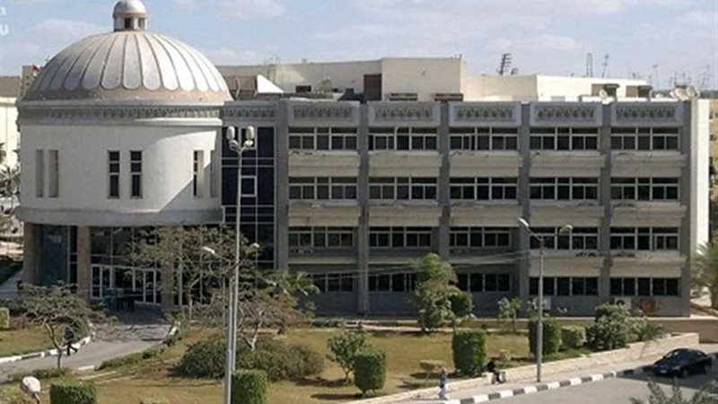 500 طالب يشاركون