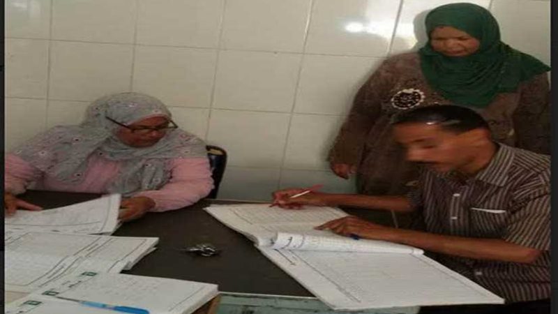 إحالة طبيب وإداريين