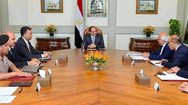 الرئيس السيسي يشيد