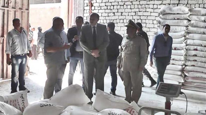 ضبط 87 طن دقيق بلدى