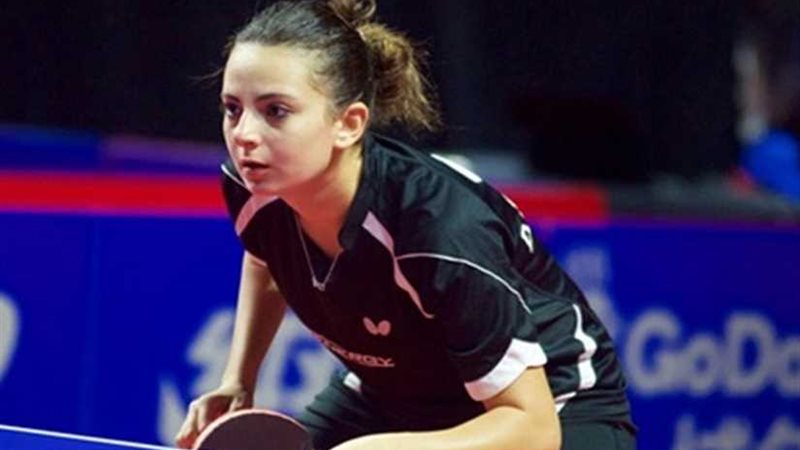 المصرية دينا مشرف