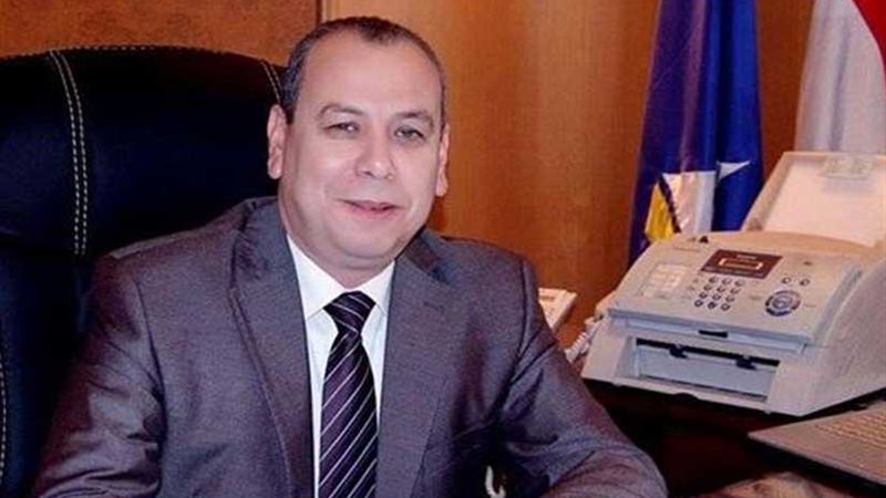 محافظ دمياط يبحث