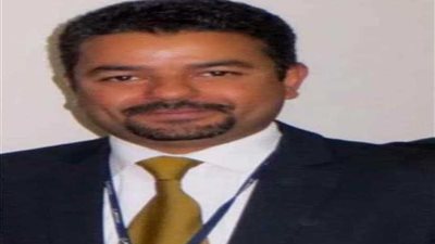 الطيار شريف خليل مساعدا لرئيس شركة مصر للطيران إكسبريس