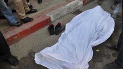 القتل والصلب لقاتل سيدة وسرقة مشغولاتها الذهبية