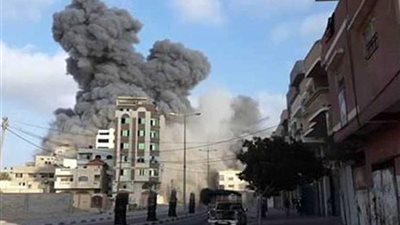 مراسل التليفزيون المصري بغزة: التطورات الأخيرة هي الأخطر وإسرائيل تقصف أهدافًا حيوية‎