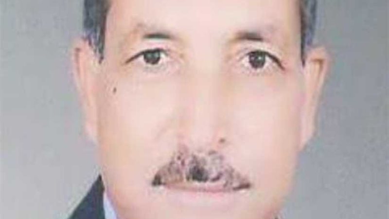 إحالة طبيبين و5 موظفين