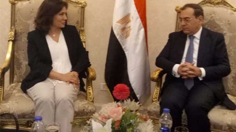 الملا يبحث التعاون