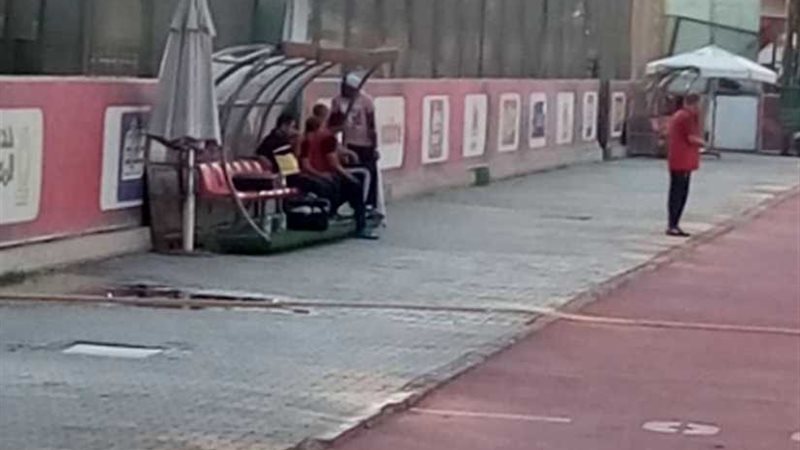 أجايي يتابع مران