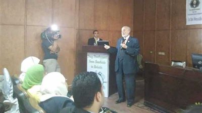 المؤتمر الدولي يناقش صناعة ”أدوية مصرية“ لمواجهة ارتفاع الأسعار عالميًا