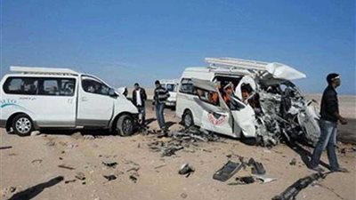 إصابة 14 في تصادم ميكروباص وملاكي بأكتوبر