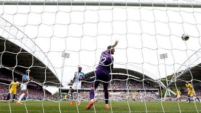 تشيلسي يضرب هدرسفيلد بثلاثية نظيفة في الدوري الإنجليزي