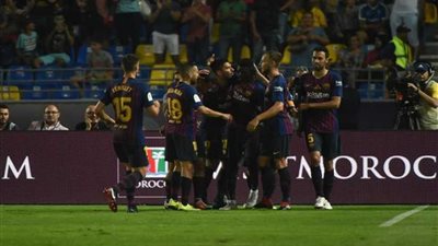 ‏برشلونة يفوز على إشبيلية ويتوج بكأس السوبر الإسباني