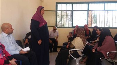القومي للمرأة بالمنيا ينظم ندوات صحية وقوافل علاجية بالقرى