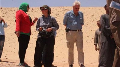 معاينة 7 مواقع مقترحة لمدافن ومصانع تدوير القمامة بأسيوط .. 