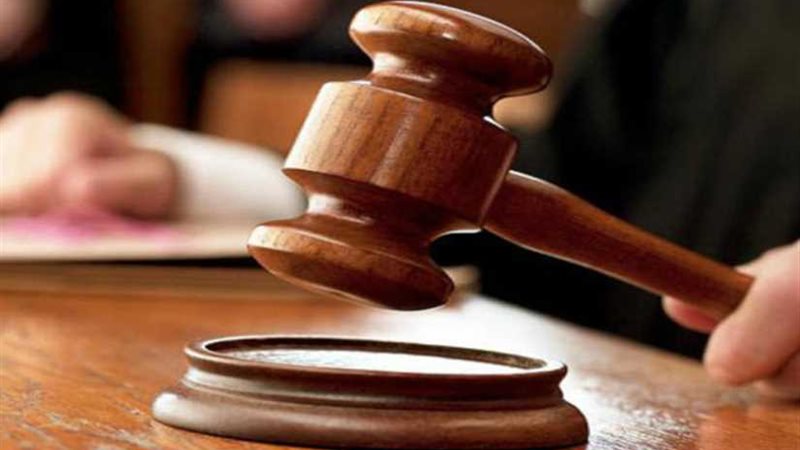 تأجيل محاكمة ٢٠ محاميا