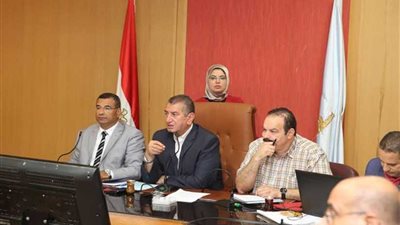 محافظ كفرالشيخ يناقش الاستعدادات النهائية لعيد الأضحى