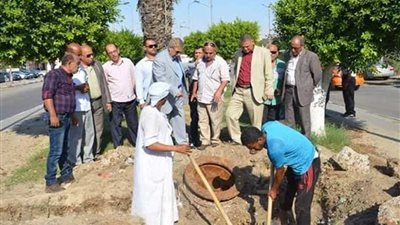 محافظ الاسماعيلية يتابع حل مشكلة الصرف الصحى