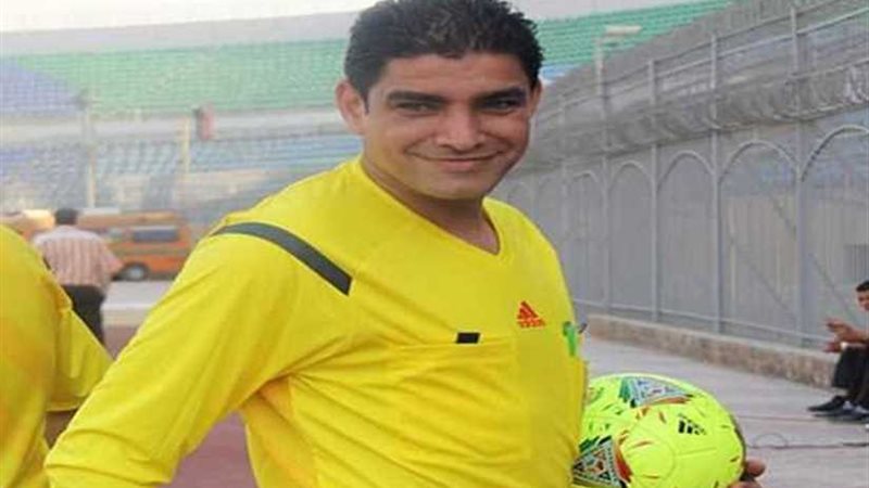 نورالدين حكمًا لمباراة