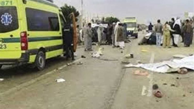 إصابة 13 في حادث