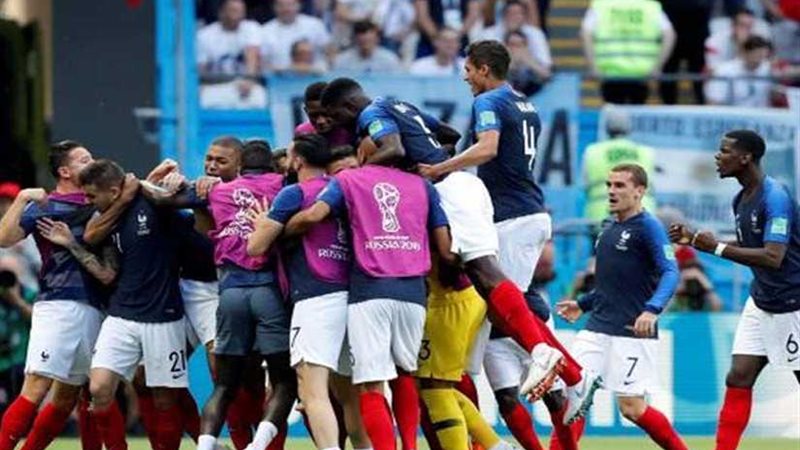 فرنسا تعود لصدارة