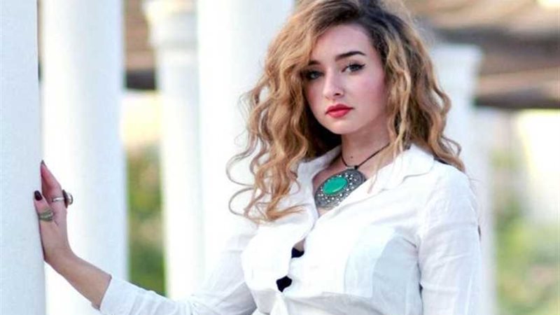 هنا الزاهد: فيلم