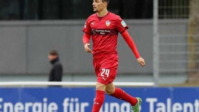 كييفو يضم باربا والأرجنتيني