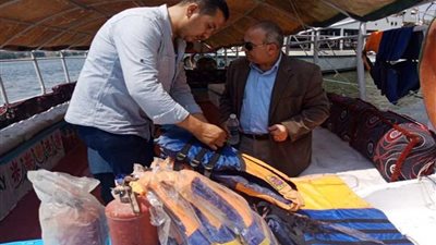 رئيس هيئة النقل النهري يتفقد المراسي النيلية للتأكد من سلامة التراخيص الملاحية وإجراءات الأمن والسلامة للمراكب