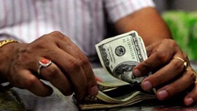 الأموال العامة تضبط 3متهمين يتاجرون في النقد الأجنبي بوسط البلد