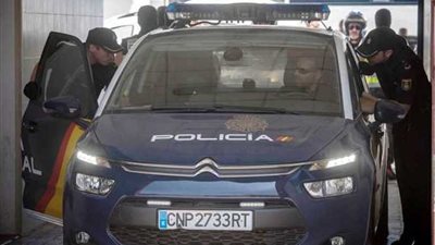 الشرطة تقتل مسلحا 