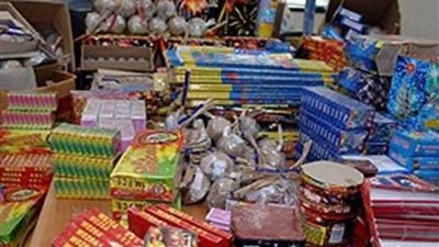 ضبط ٢٤ ألف صاروخ ألعاب نارية بضبط بالمنيا