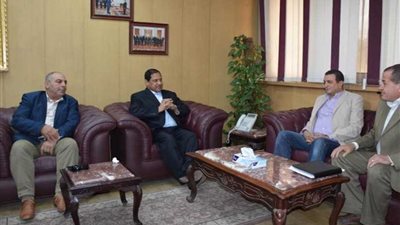 محافظ الغربية يستقبل الرئيس التنفيذي لجهاز شؤون البيئة